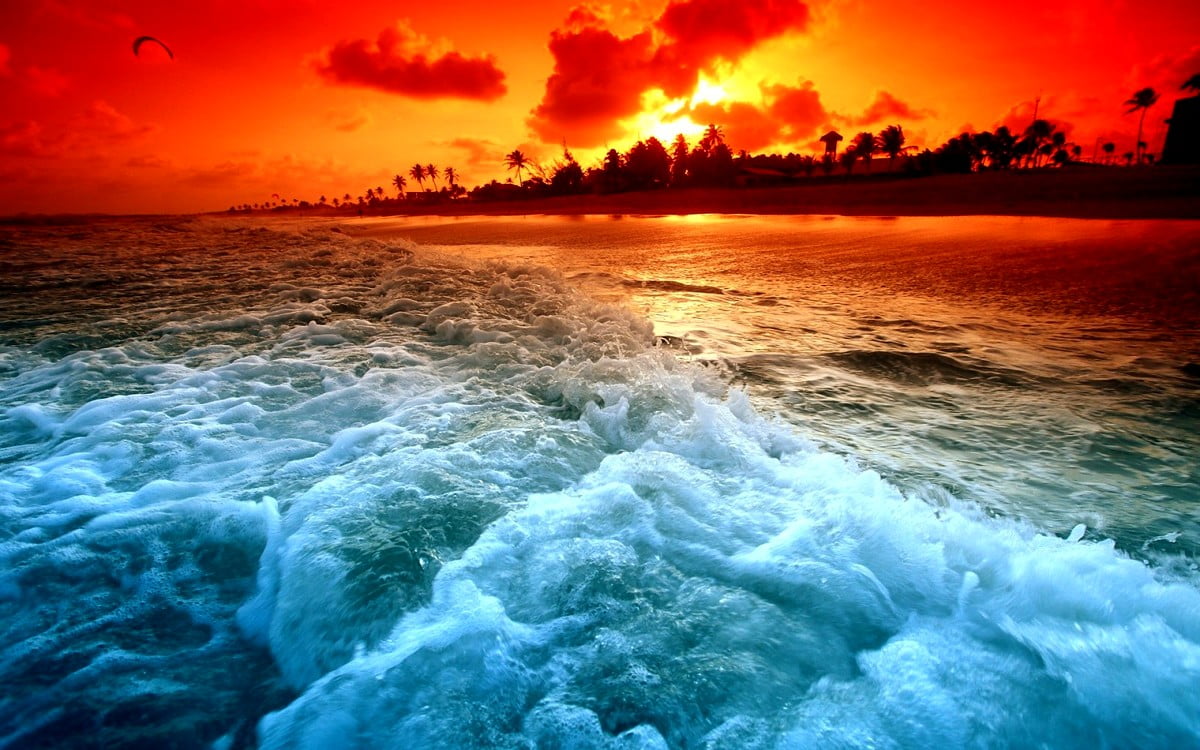 Coucher de soleil sur la mer : image pour fond d'écran
