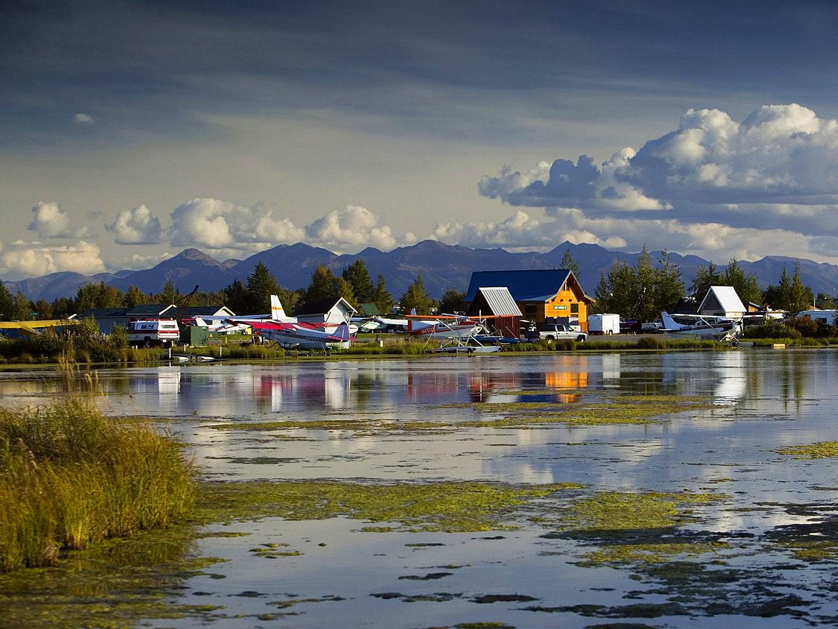 Réflexion, nature, fleuve, montagnes, nuages (Alaska) - gratuit fond d'écran 1600x1200