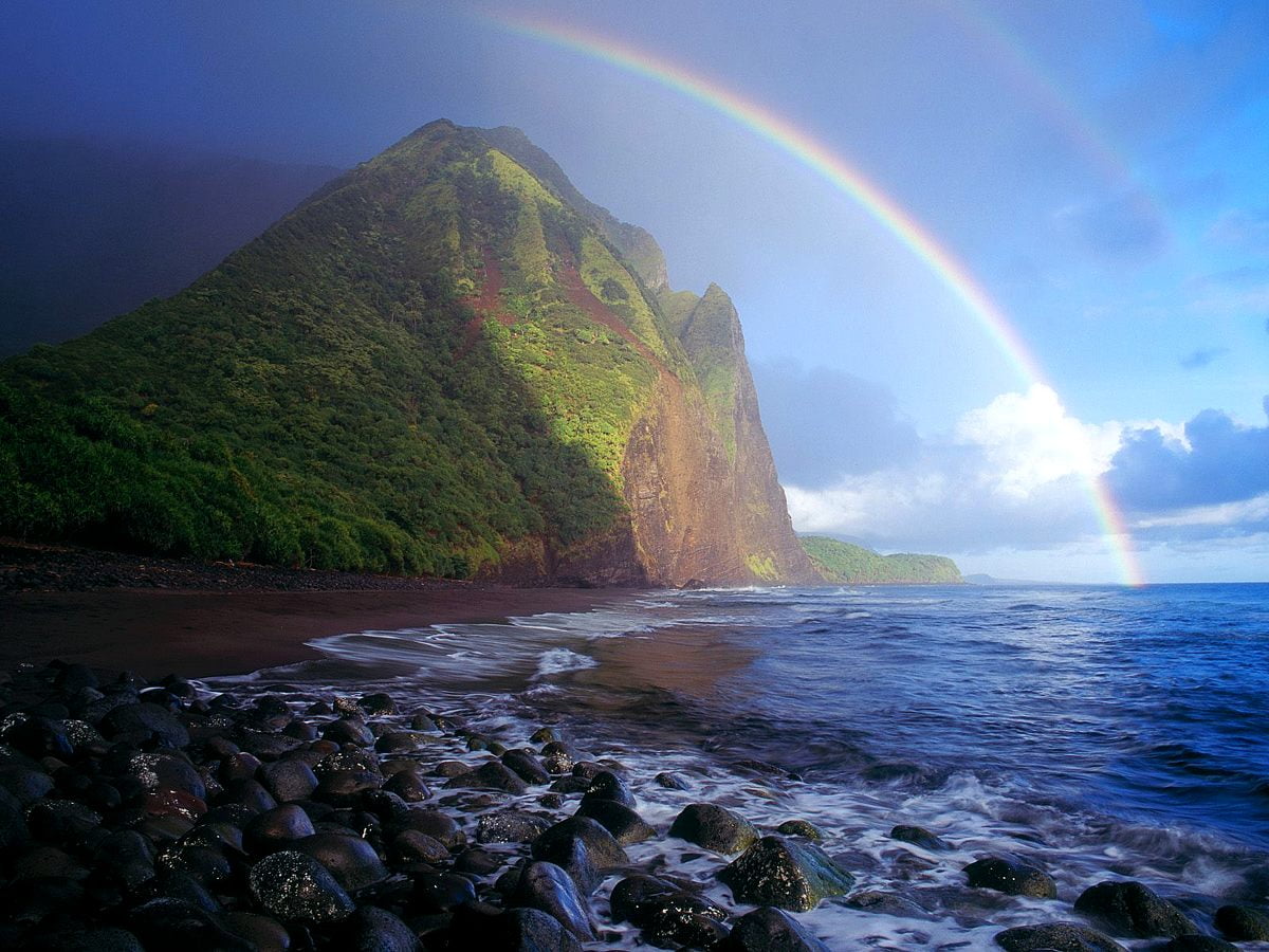Arc en ciel sur mer et montagne (Hawaï)