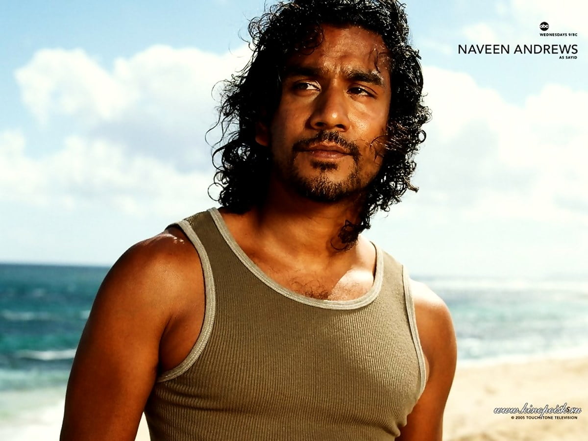 Naveen Andrews standing next to beach (scene from film "Lost") / free screen wallpaper