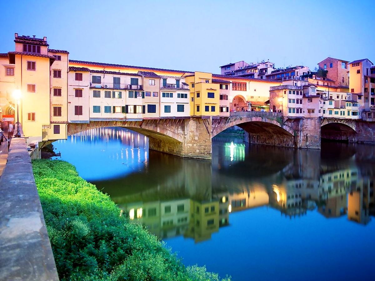 Ponte Vecchio sur rivière (Florence, Italie) - images d'arrière-plan