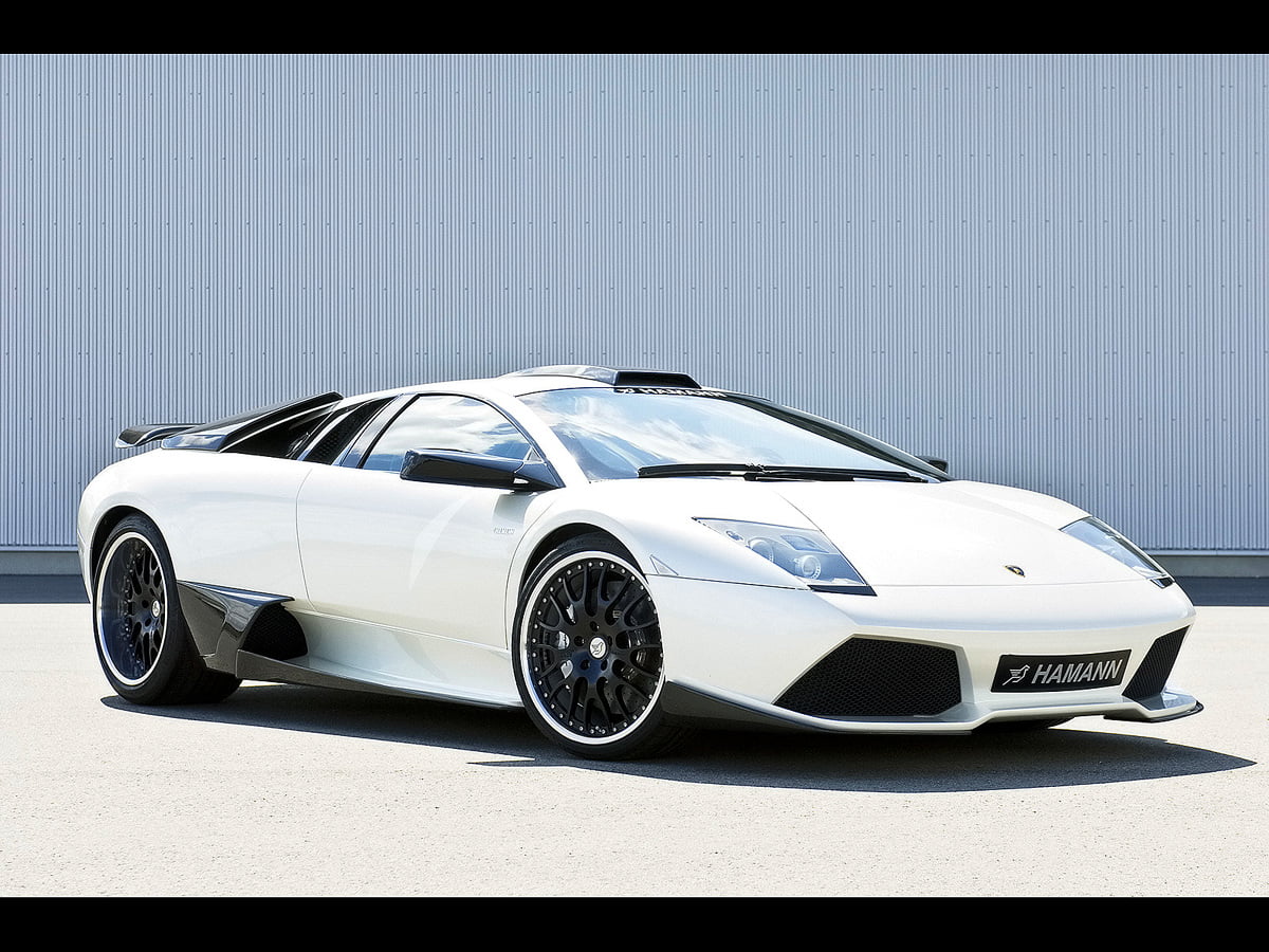 White Lamborghini parked in parking lot : wallpaper 1600x1200
